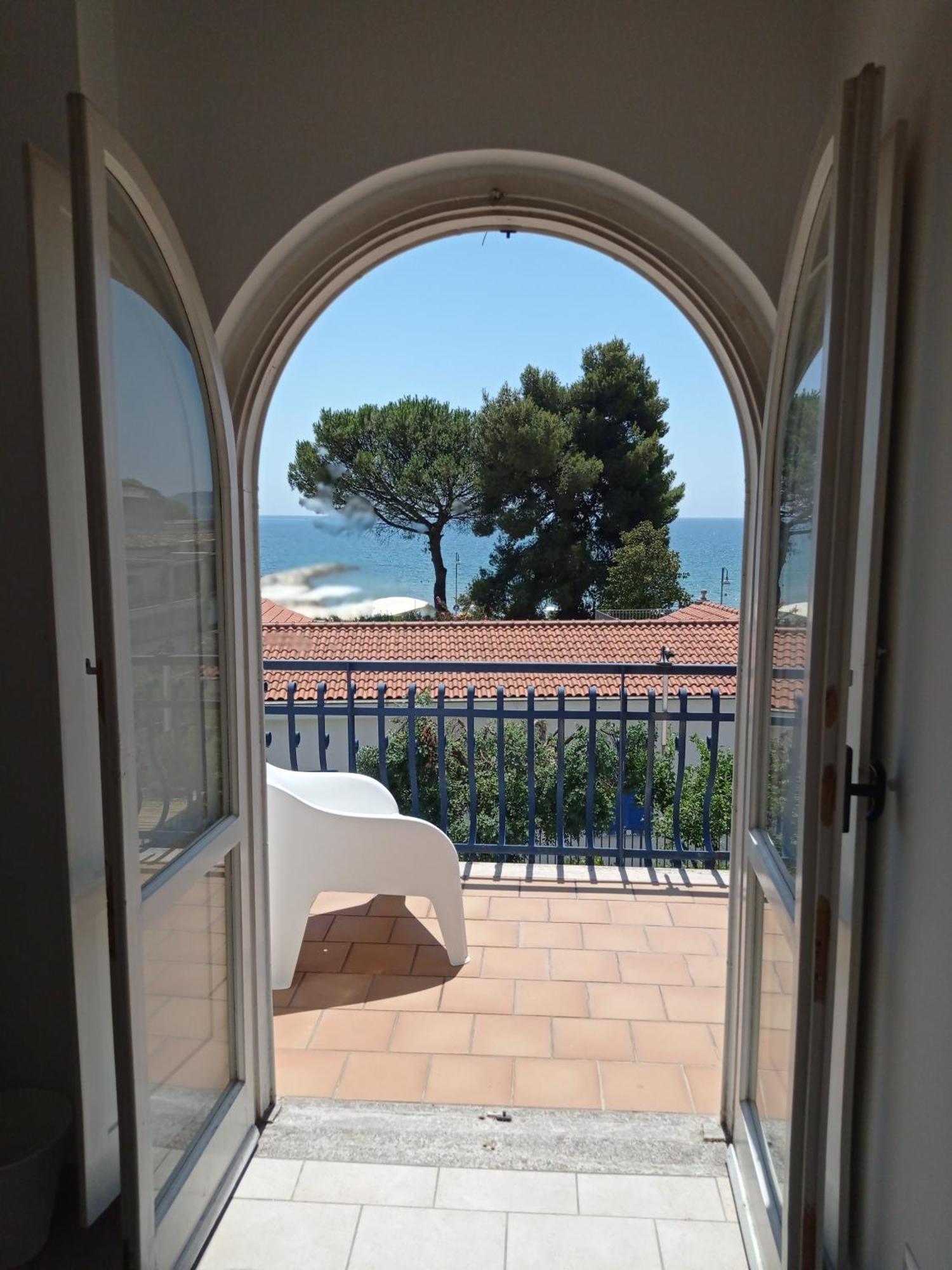 Alloggio Panoramico Sul Mare Di Vindicio Formia Eksteriør bilde